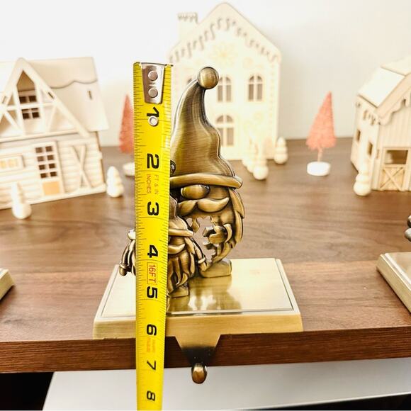 NEW ANTHROPOLOGIE Brass Gold Stocking Holders Snowflake Tree Snowman Gnome Set 4 - Picture 8 of 16